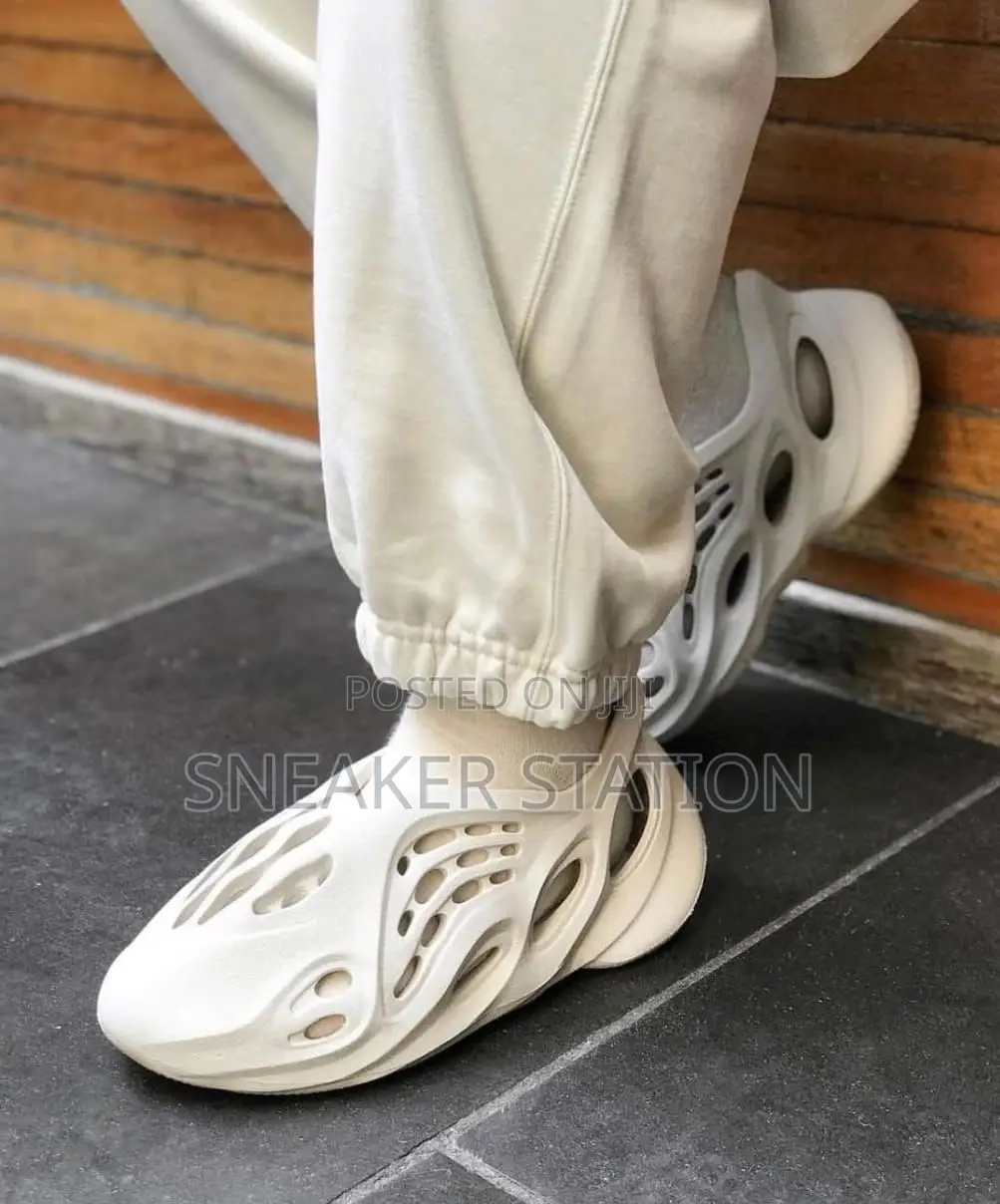 Adidas Yeezy Foam Runner Multicolored Available