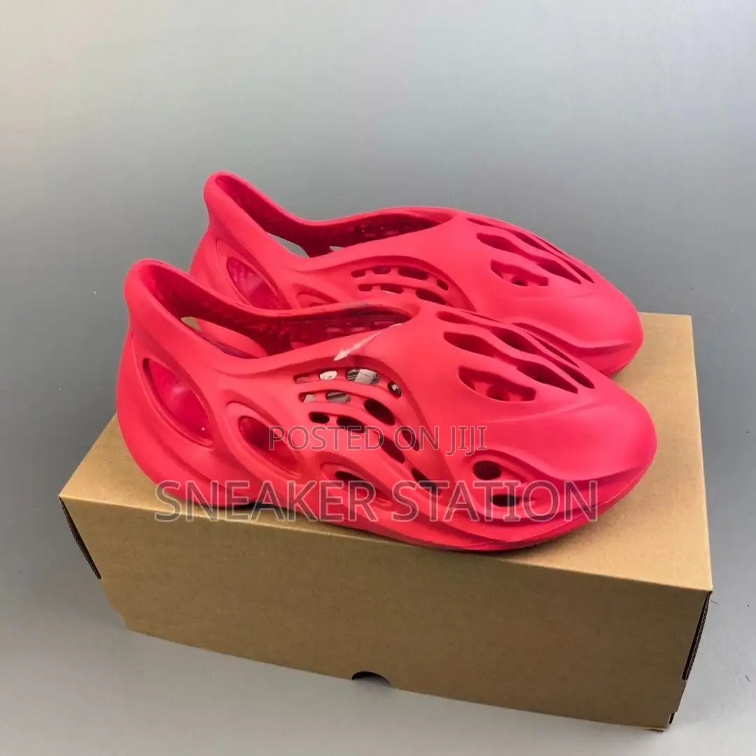 Adidas Yeezy Foam Runner Multicolored Available