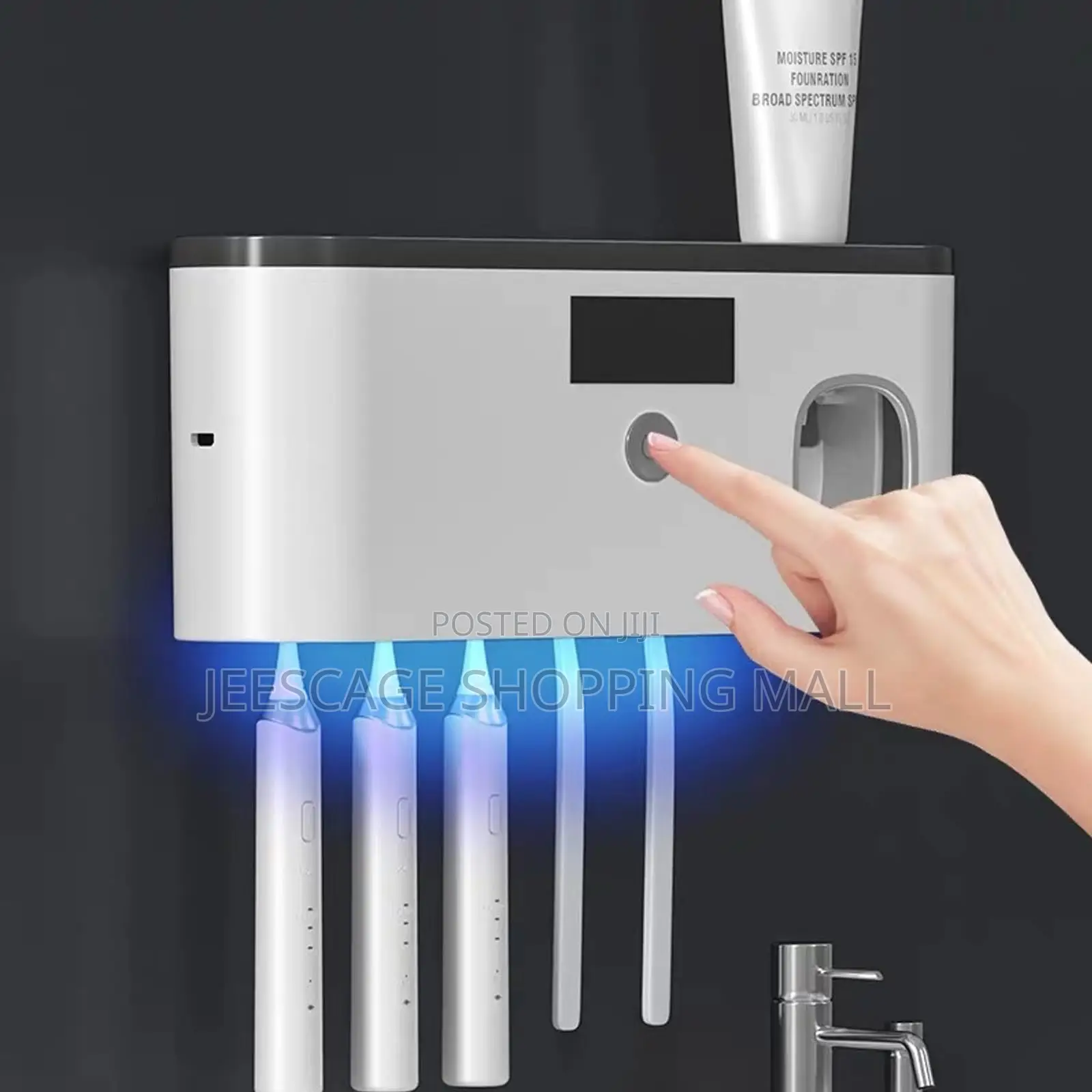 Smart Wall-Mounted Toothbrush Sanitizer With 5 Slots