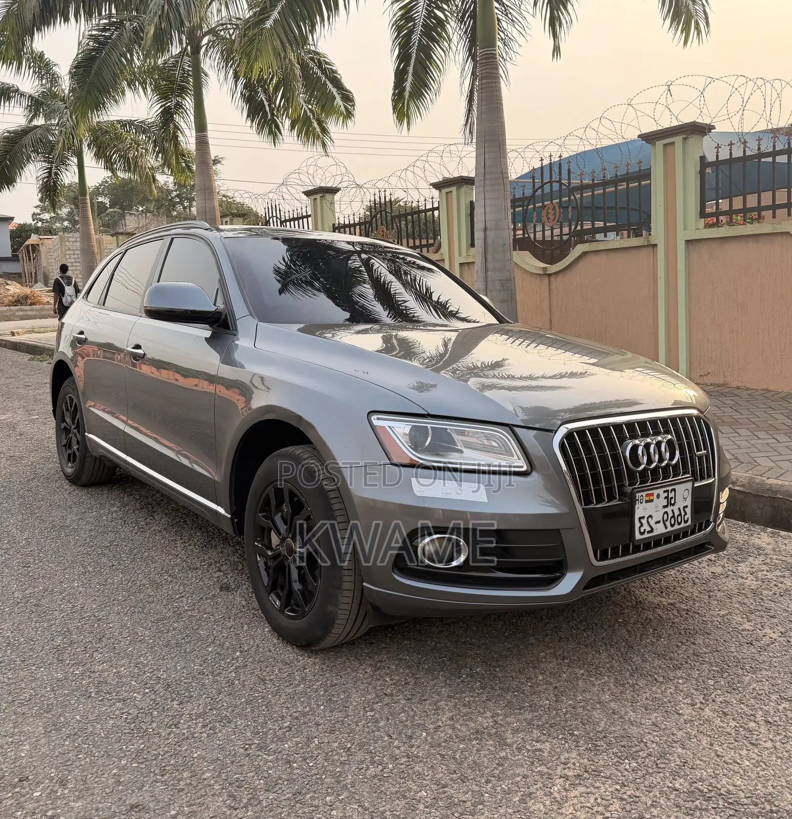 Audi Q5 2.0T Premium AWD quattro 2016 Gray