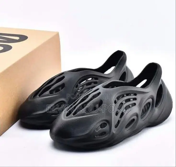 Yeezy Foam Runner in Different Colours , Swipe >