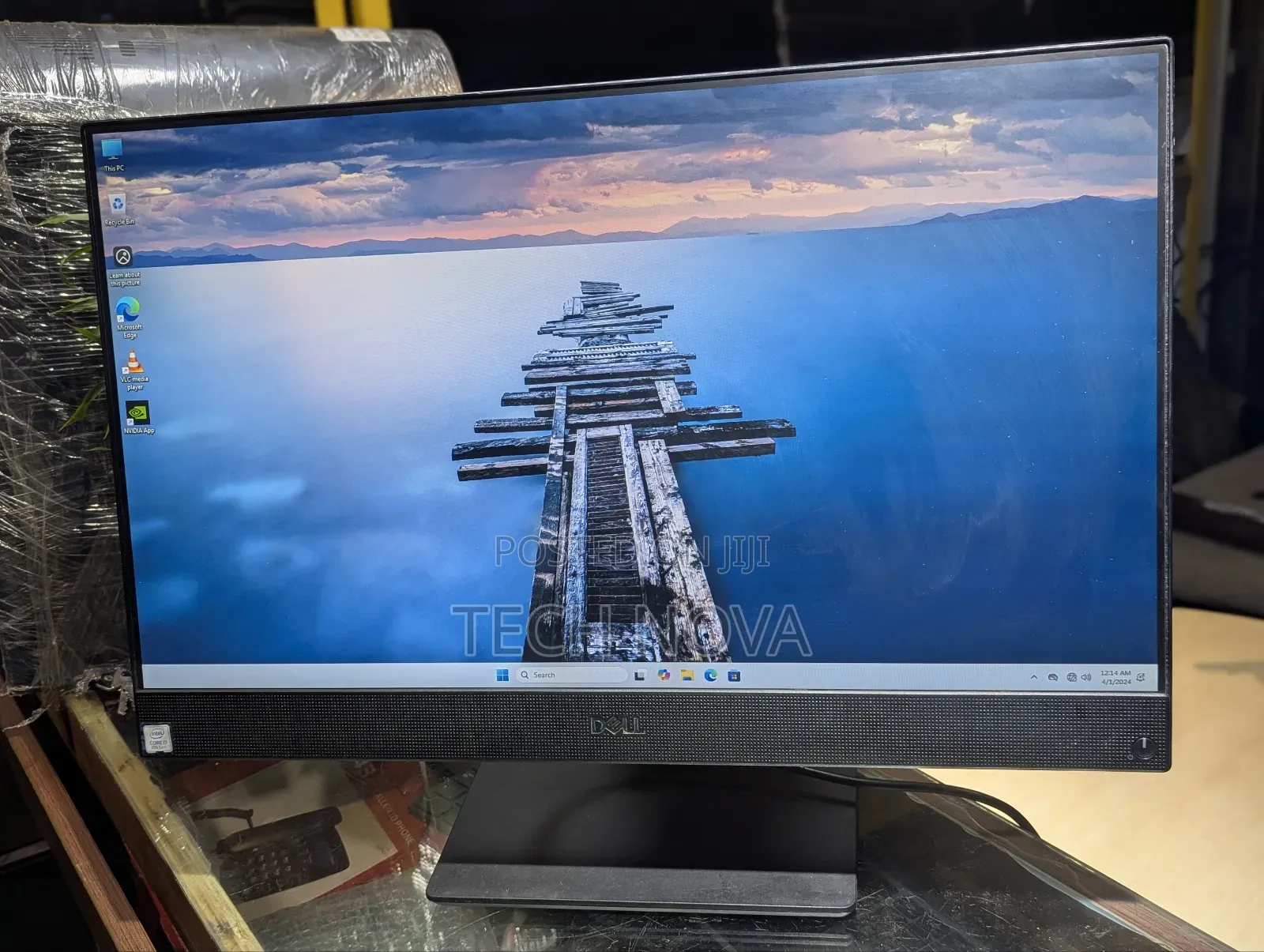 Desktop Computer Dell Inspiron 24 5000 16GB Intel Core i7 SSD 256GB