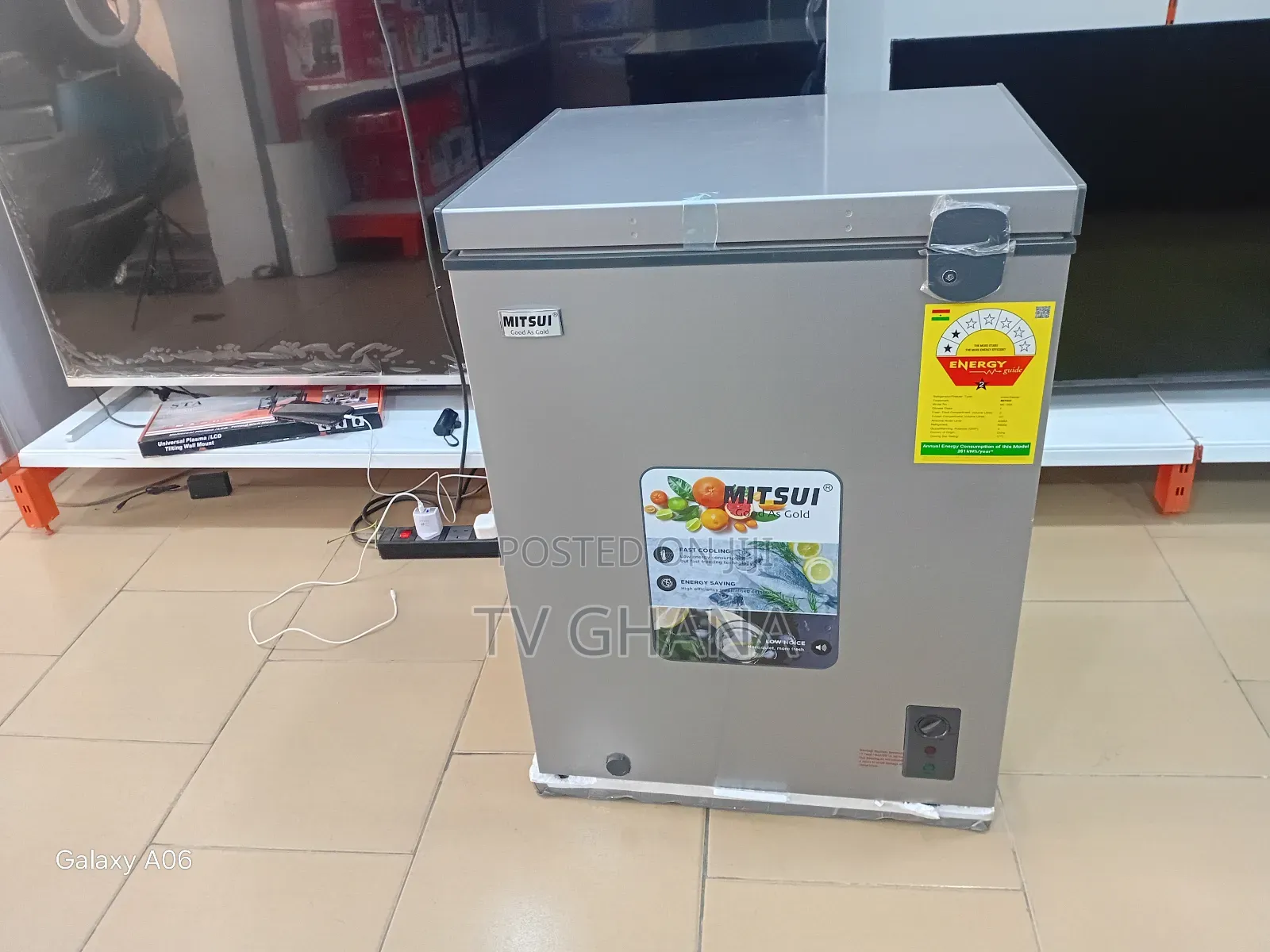 Mitsui 137l Freezer – Perfect for Home Business137l