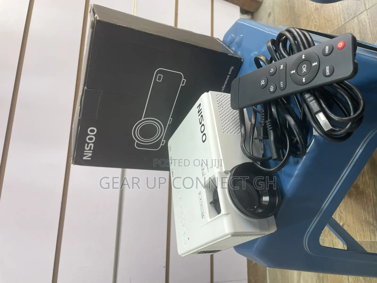Nisoo Mini Projector