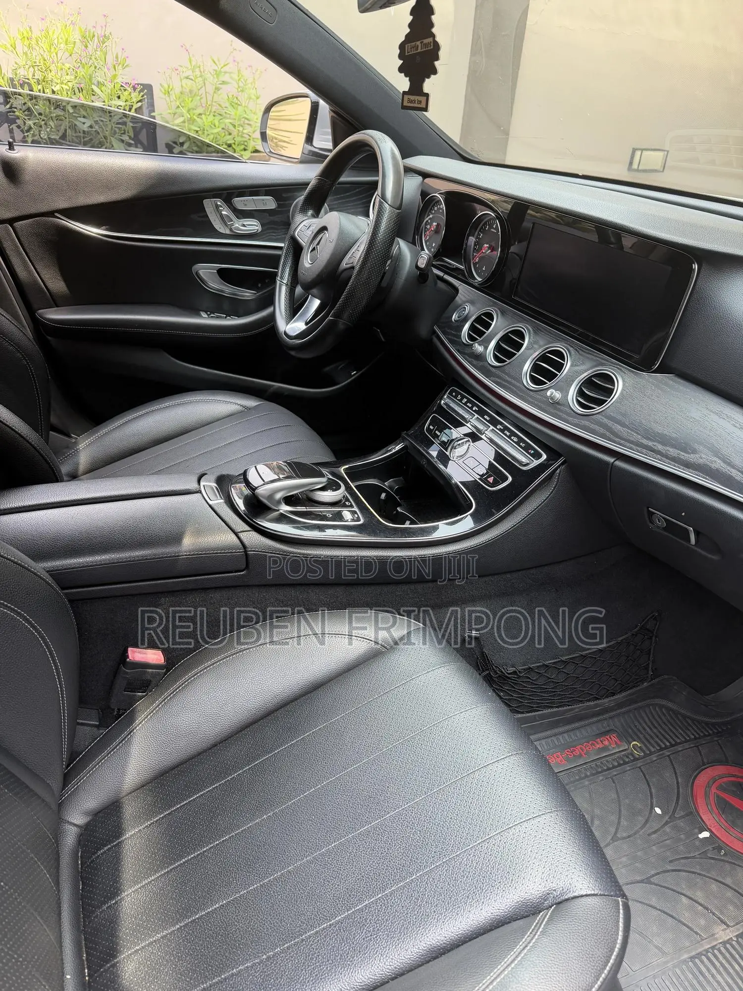 Mercedes-Benz E300 4Matic AWD Sedan (2.0L 4cyl 9A) 2017 Silver