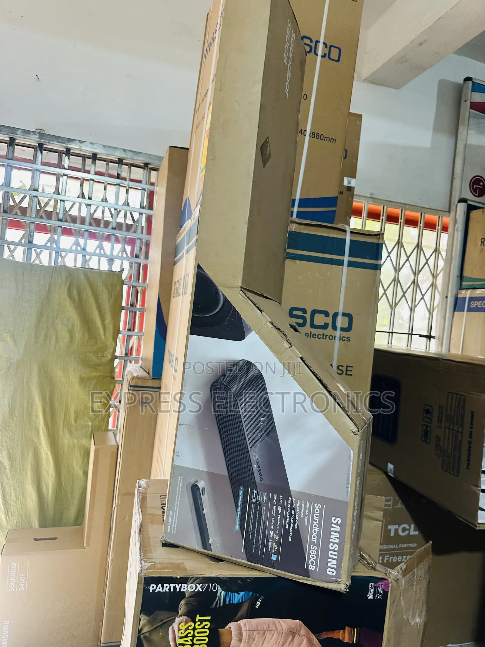 Spectacular Performance Samsung Sound Bar With Woofer S80cb