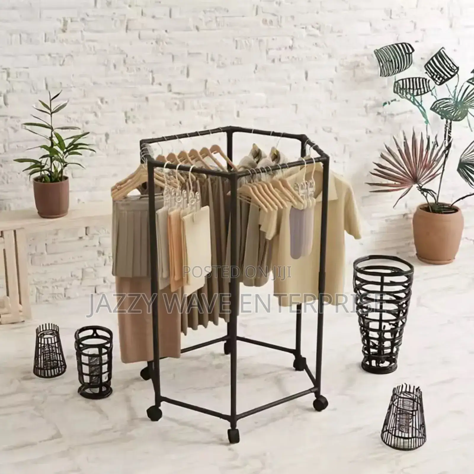 Rotating Clothes Rack