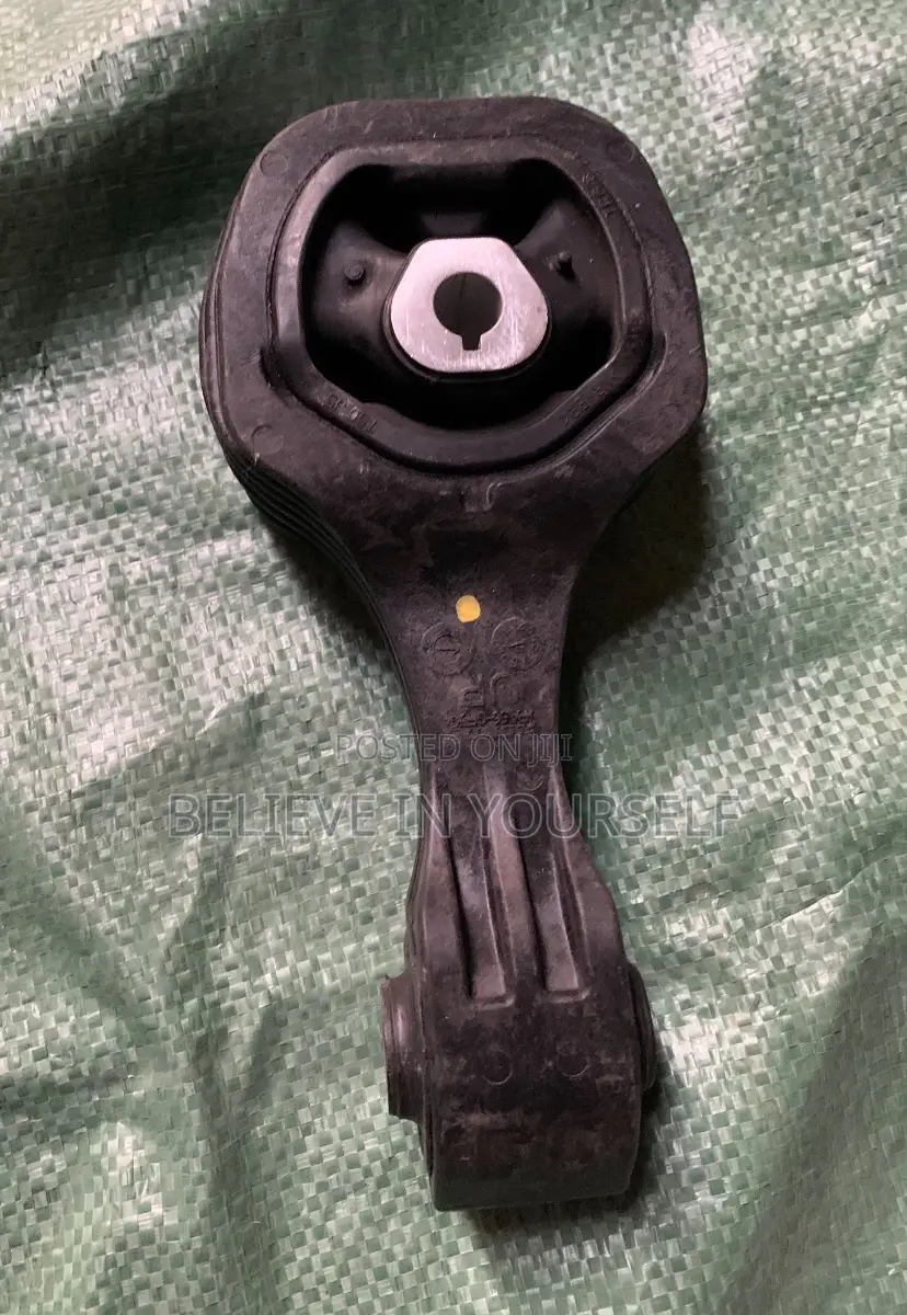 Honda CRV 2023,2024,2025 Gearbox Down Seat / Mount
