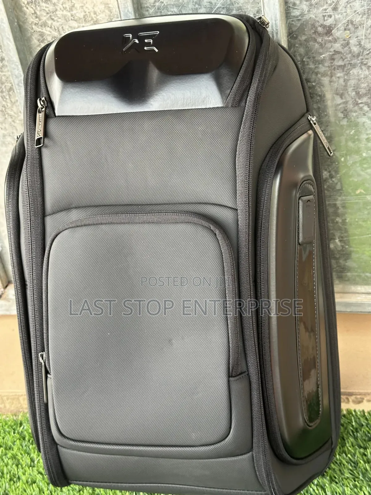 Xlassic Office/Laptop Bag
