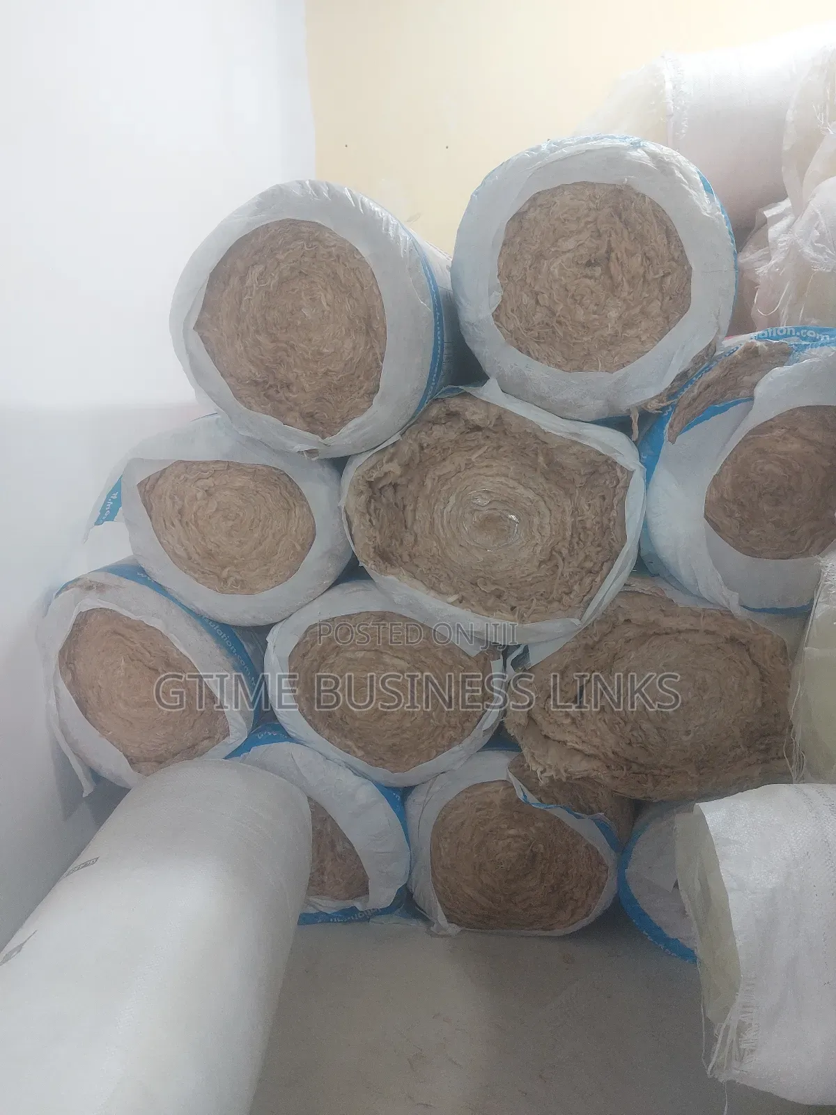 Earthwool and Rockwool Insulation Material