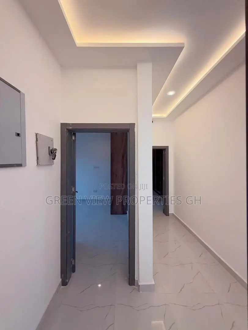 3bdrm House in Lake Side Estate for sale