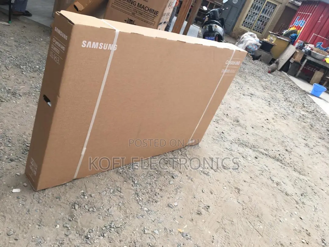 Samsung 65” Smart Tv Premium Home Entertainment
