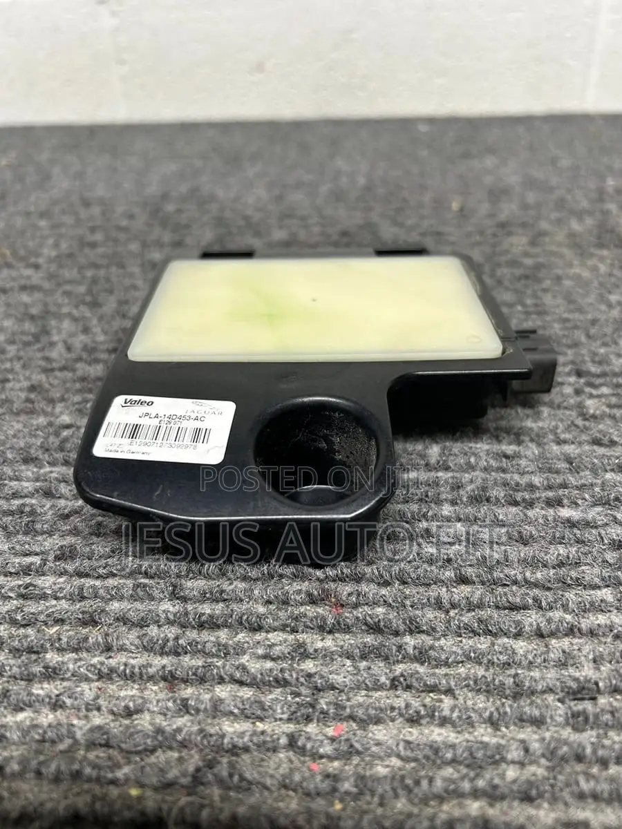 2018-20 Range Rover Velar Blind Spot Radar Sensor Pair