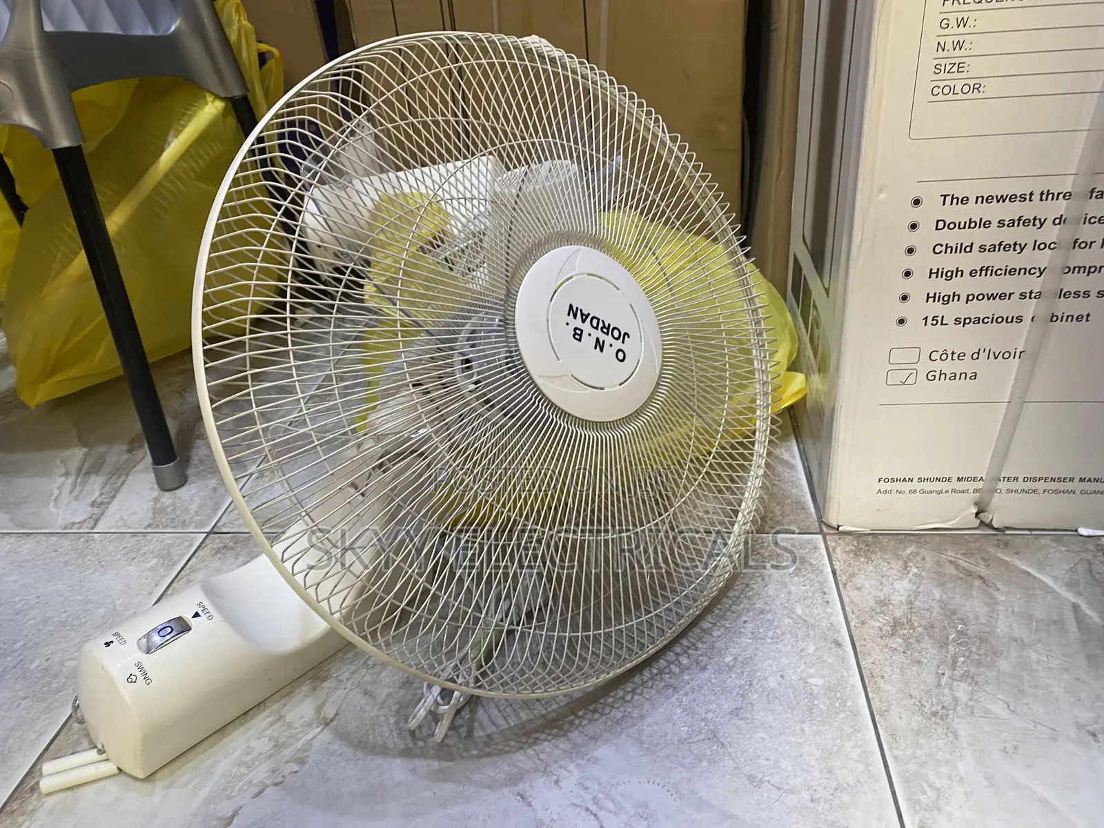 18” Neat Onb Jordan Wall Fan