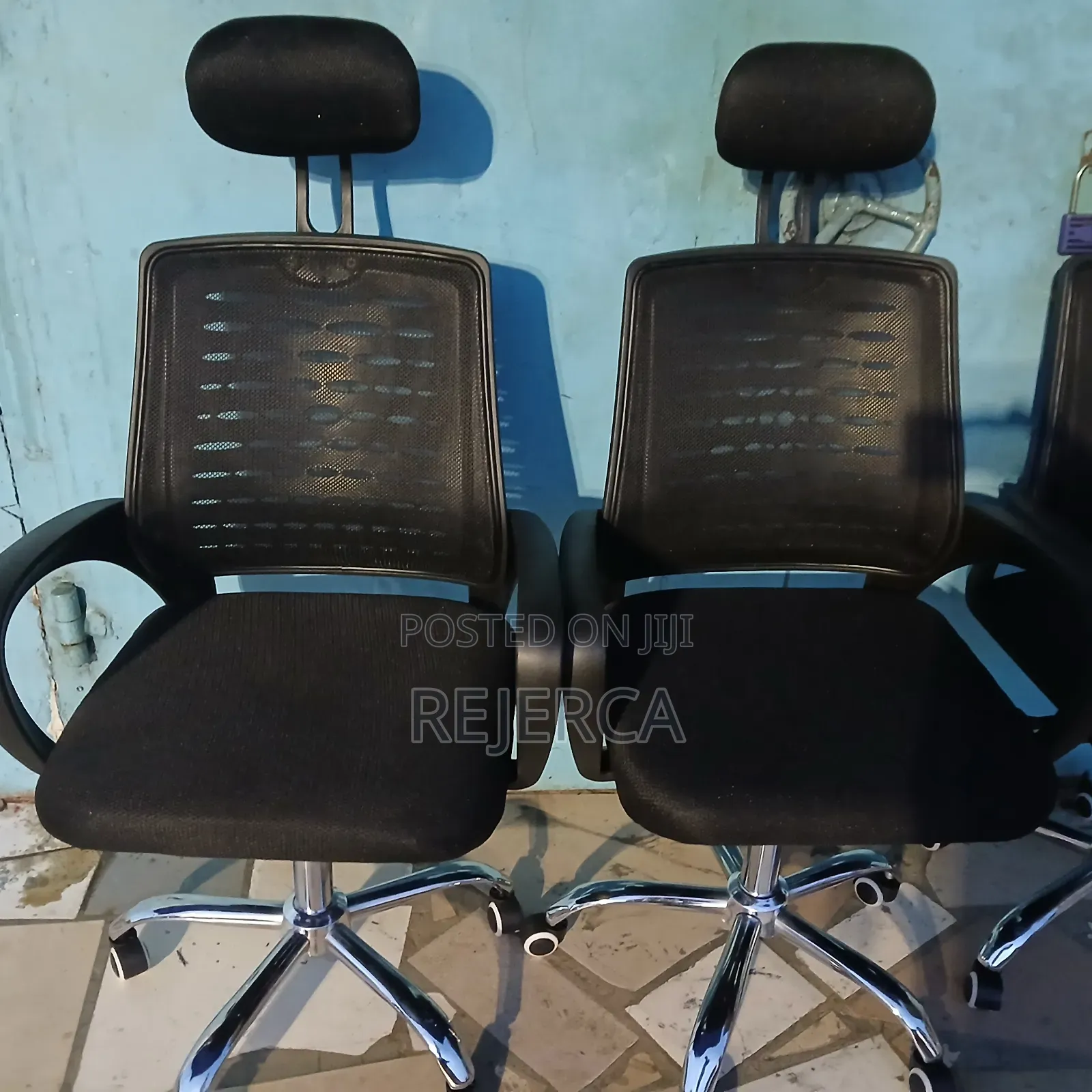 Adjustable Swivel Chair