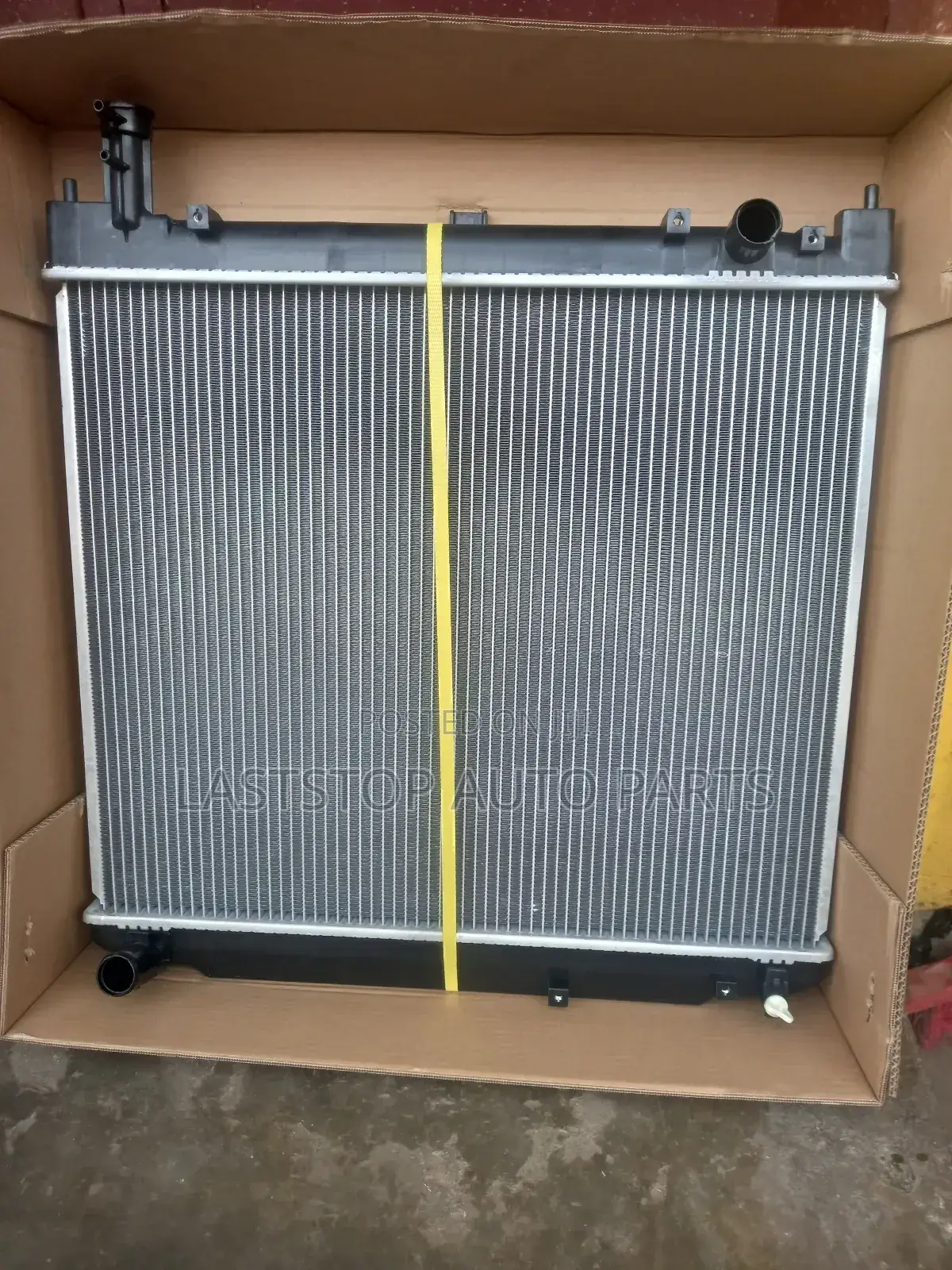 Toyota Fish, D4d, 2kd Radiator [Water Tanks] - To All Areas