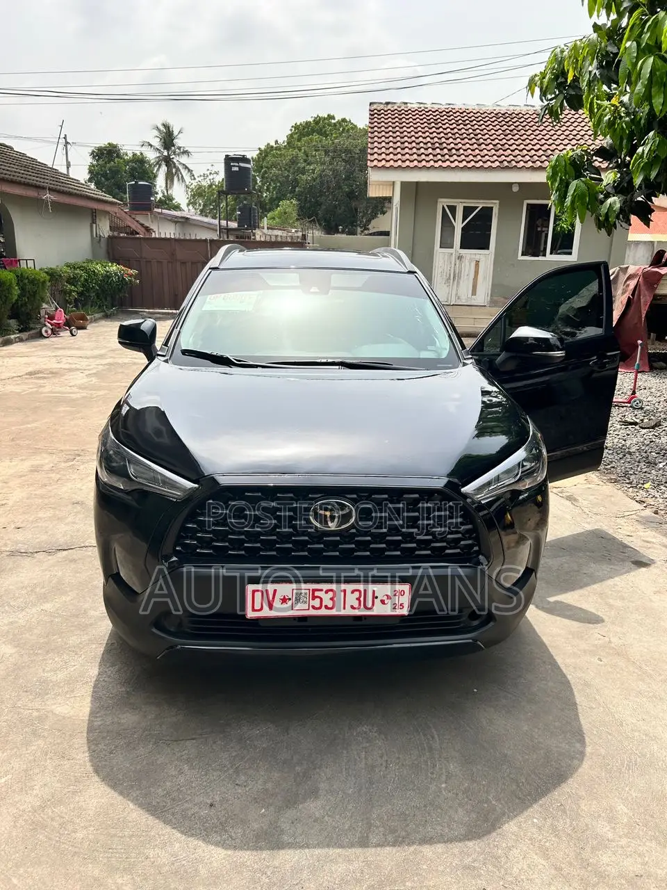 Toyota Corolla Cross 2.0 Petrol AWD 2022 Black