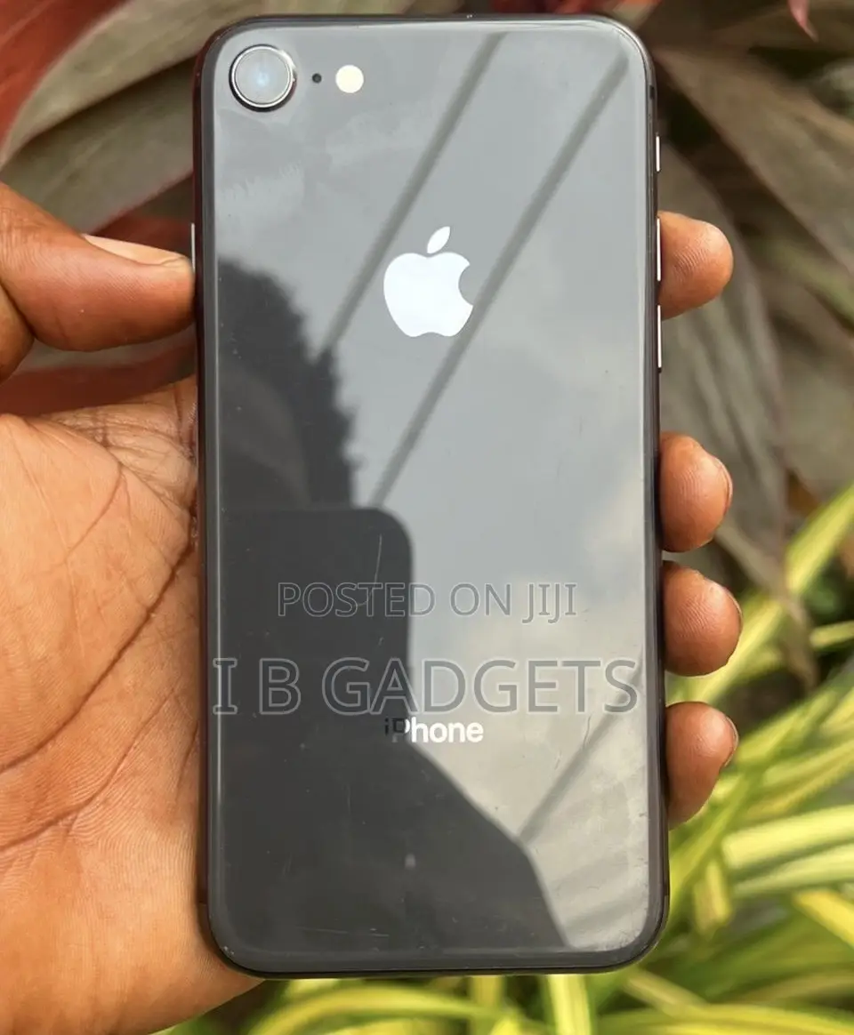 Apple iPhone 8 64 GB Black