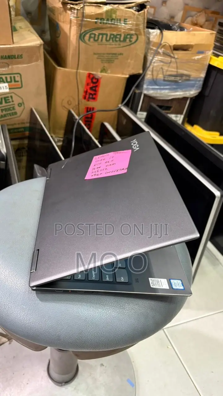 Laptop Lenovo Yoga 700 8GB Intel Core i7 SSD 256GB