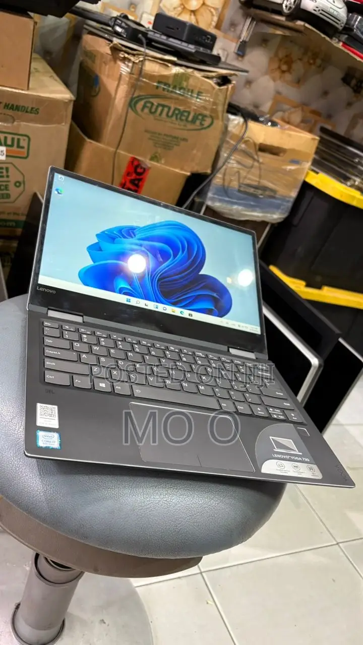 Laptop Lenovo Yoga 700 8GB Intel Core i7 SSD 256GB