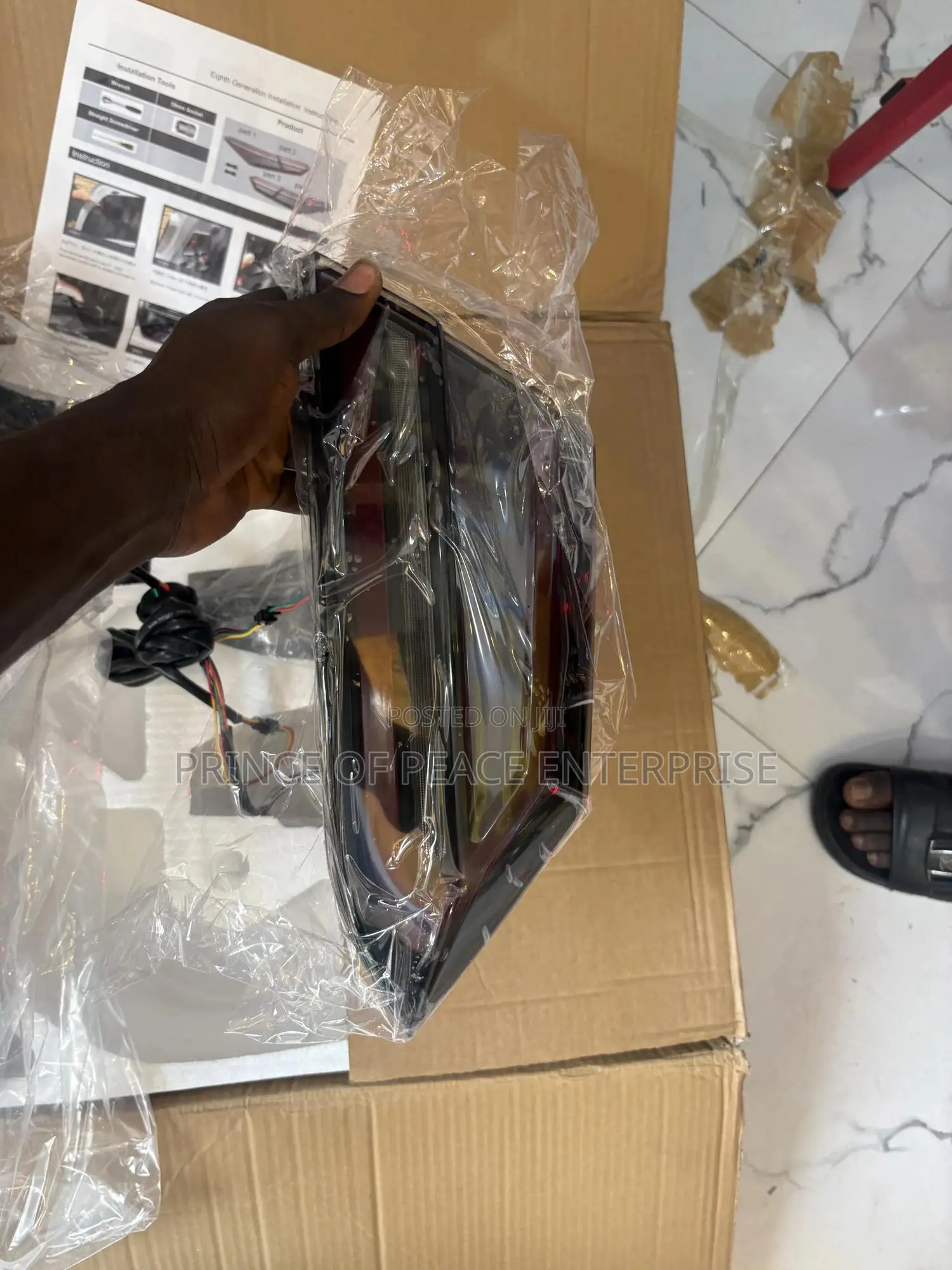 Toyota Camry 2018 2019 2020 Complete Spec Led Dark Taillight
