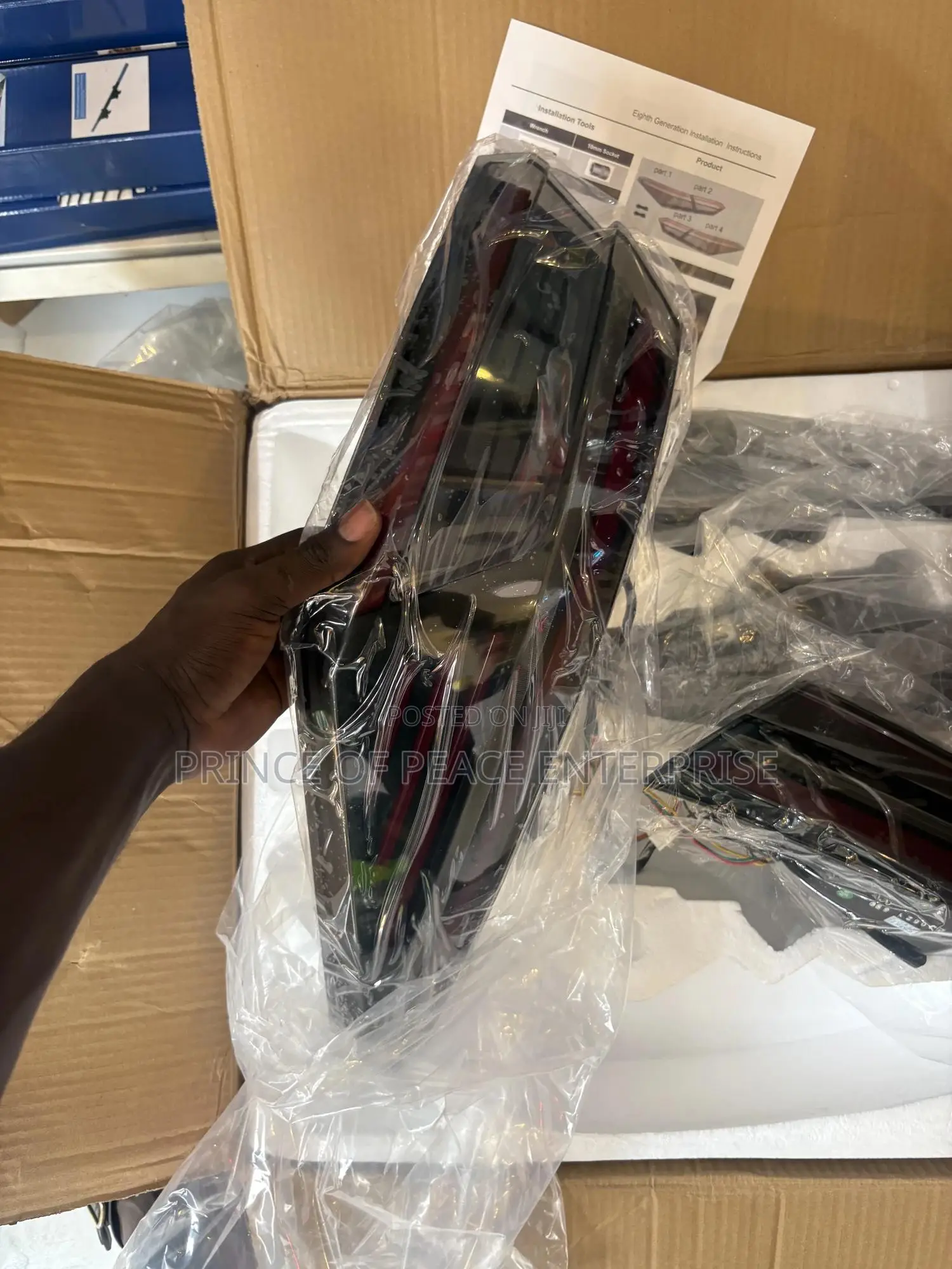 Toyota Camry 2018 2019 2020 Complete Spec Led Dark Taillight