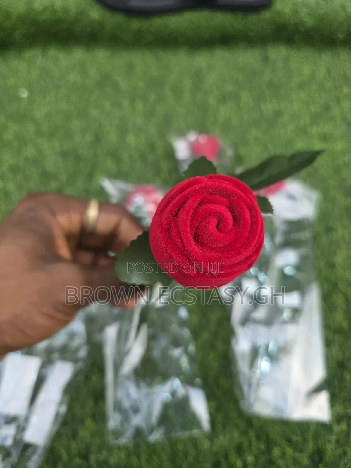 Rose Ring Box