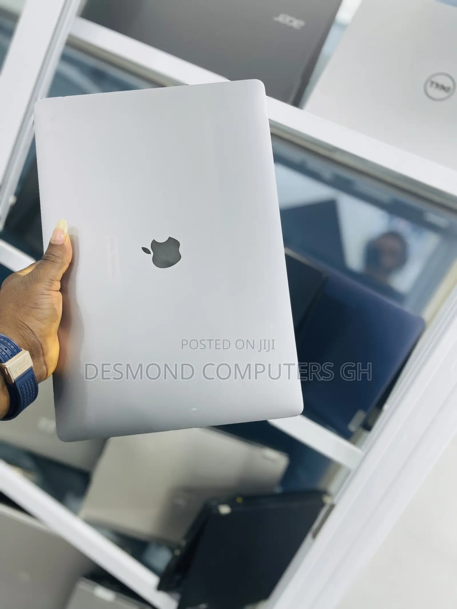 Laptop Apple MacBook Pro 2017 16GB Intel Core i7 SSD 512GB