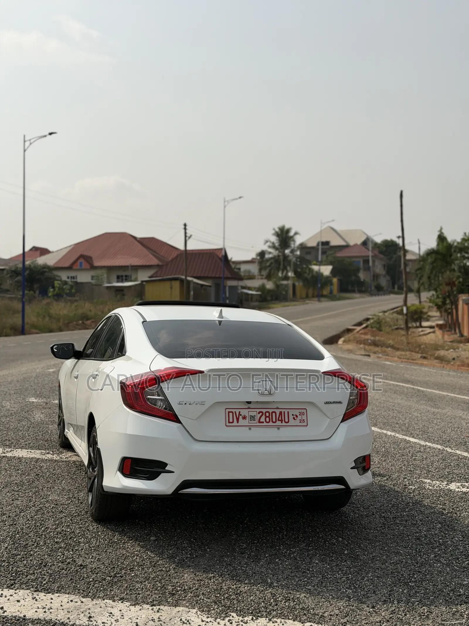 Honda Civic Touring 4dr Sedan (1.5L 4cyl) 2016 White