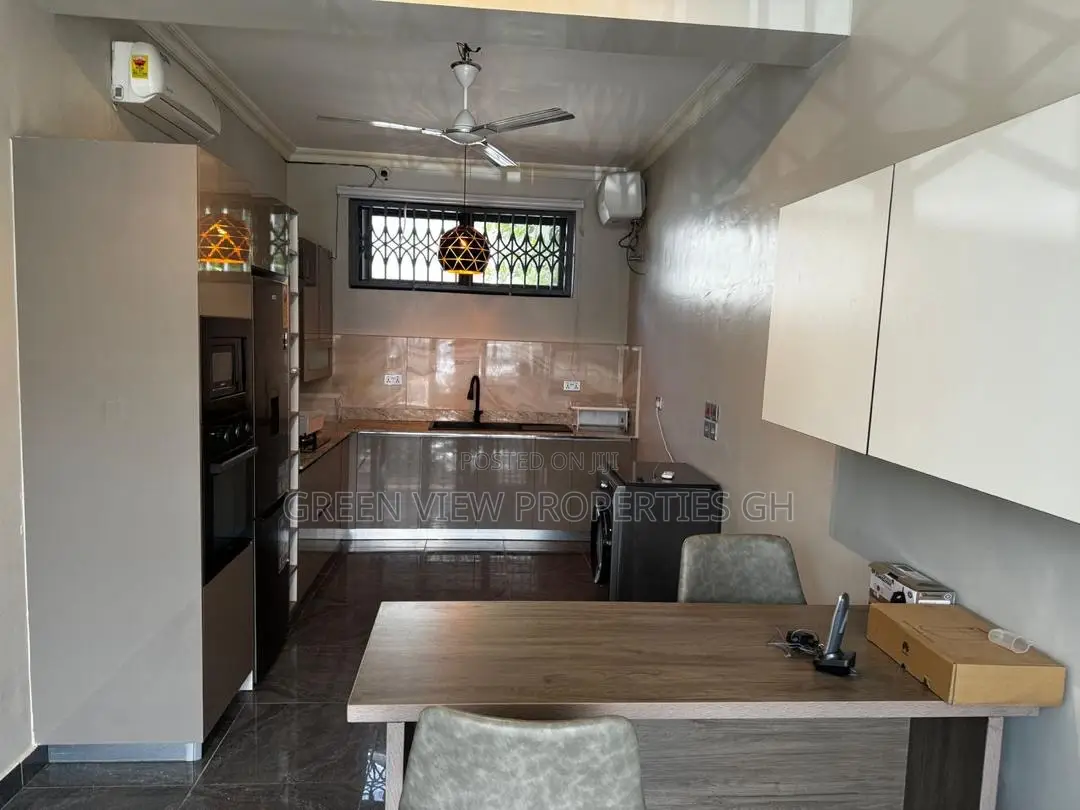 Furnished 5bdrm Mansion in Cantonments for sale