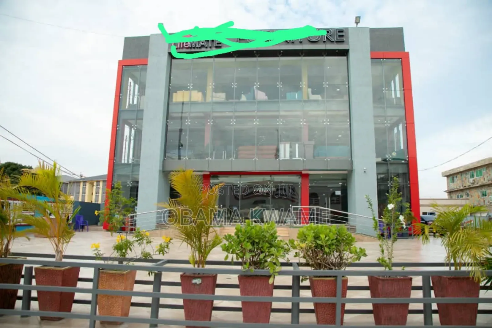 2200sqm Showroom for Rent at North Kaneshie