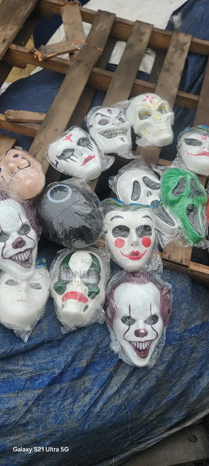All Kinds of Holloween Mask Available