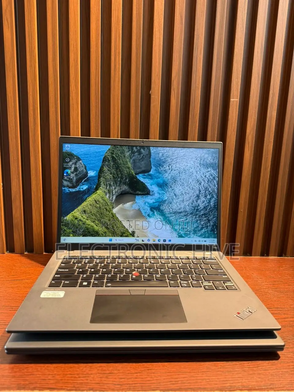Laptop Lenovo Thinkpad T14s Gen 2 32GB Intel Core I7 SSD 1T