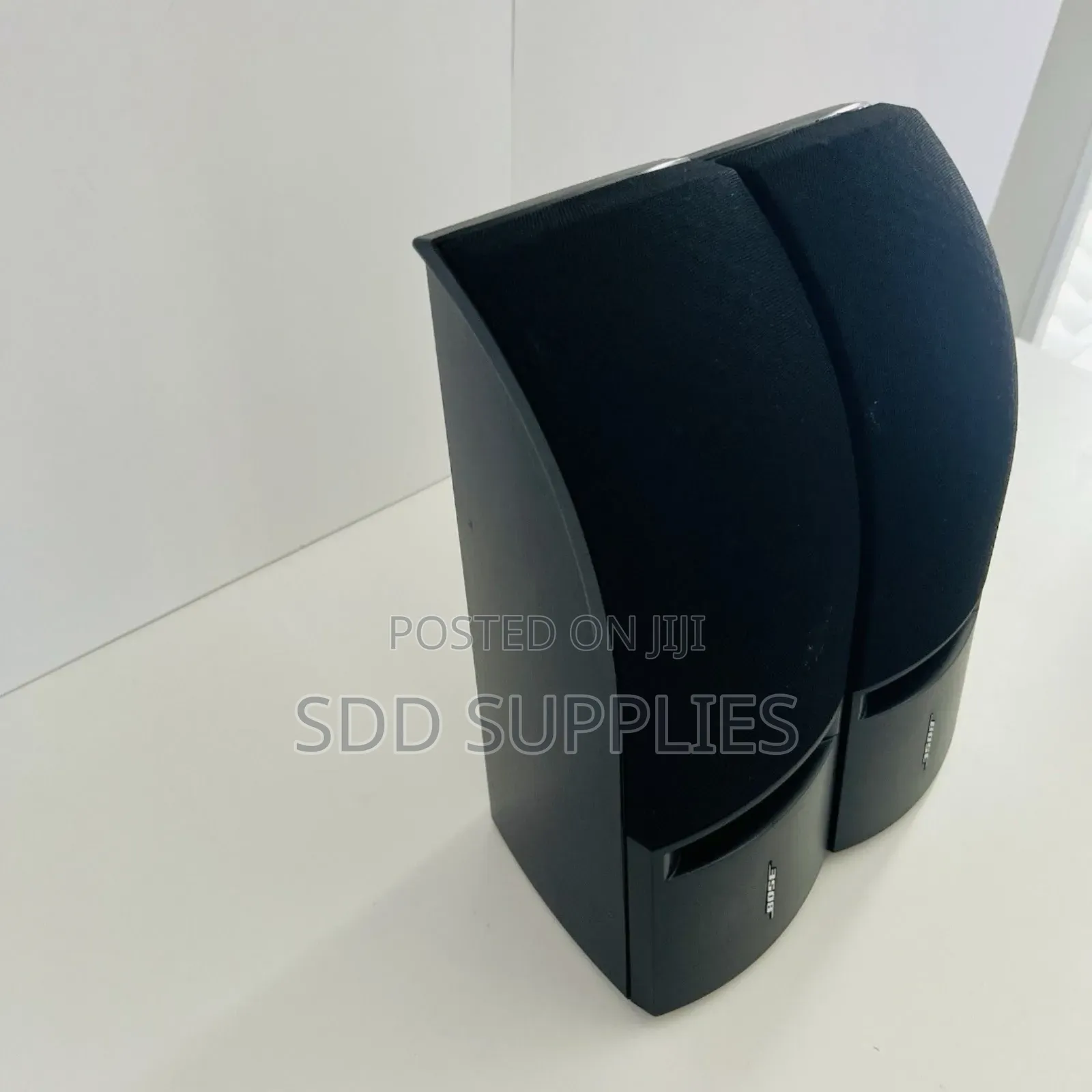 Bose 161 Full Range Bookshelf Speaker Wall Speaker With Wall Brackets