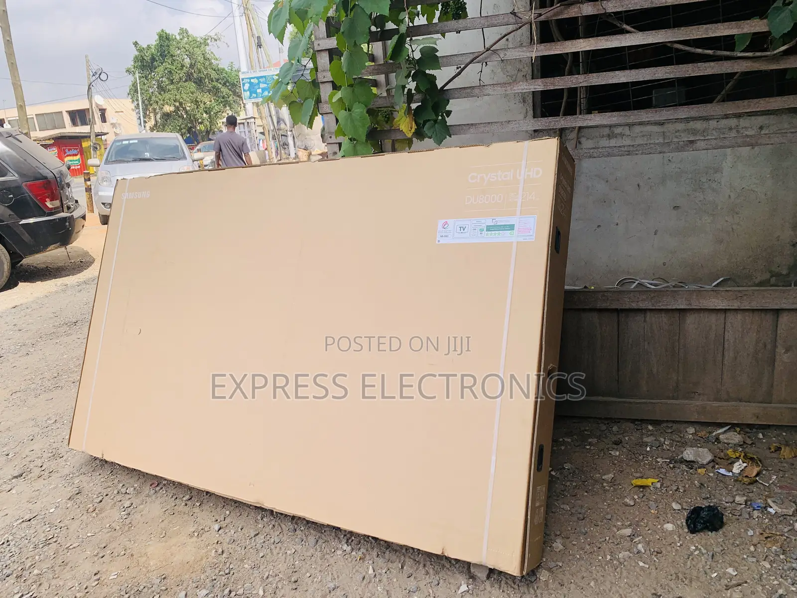Available Now at Store Samsung-85du8000e Tv 85 Satlite Smart Uhd