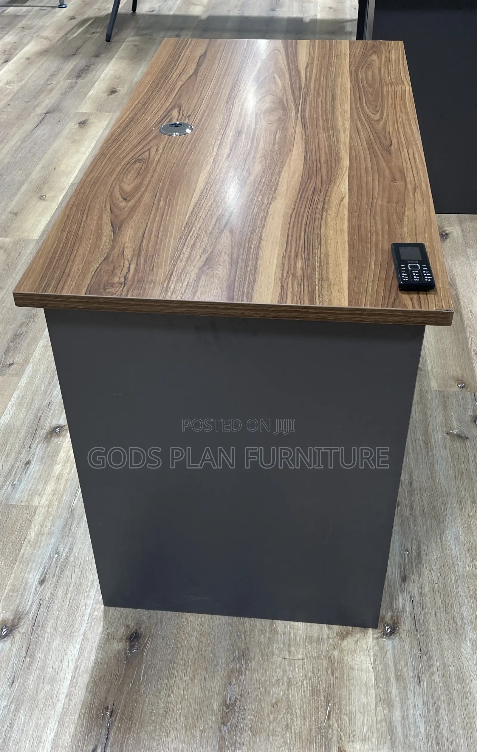 Office Table 1.4m