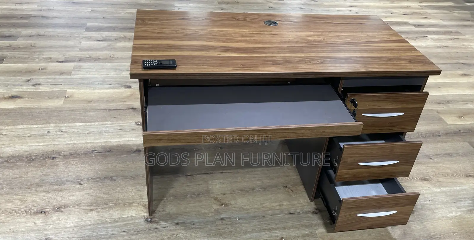 Office Table 1.4m