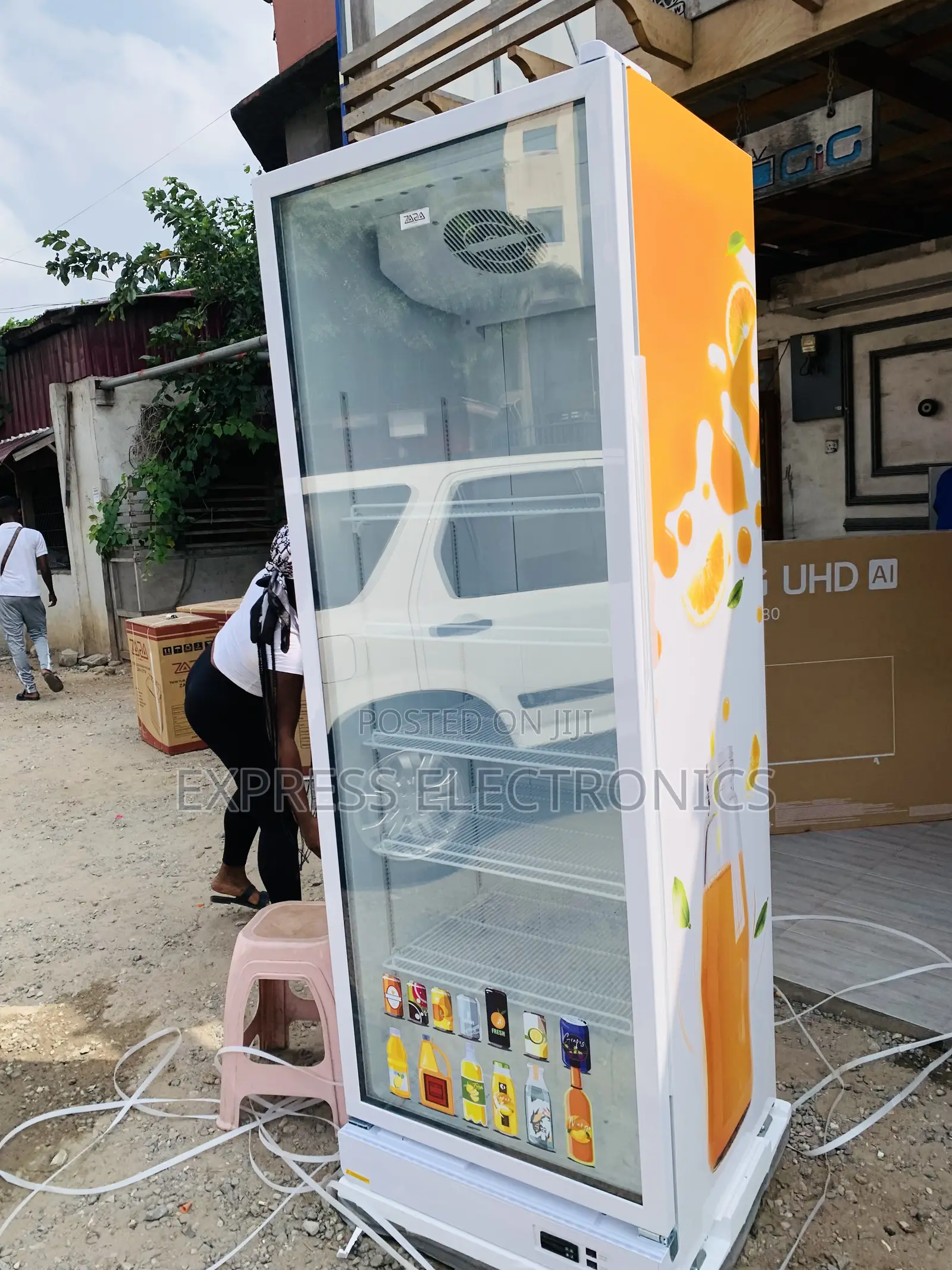 Get a New White Zara-600dfg Zara Display Fridge 591 Itr Single Door