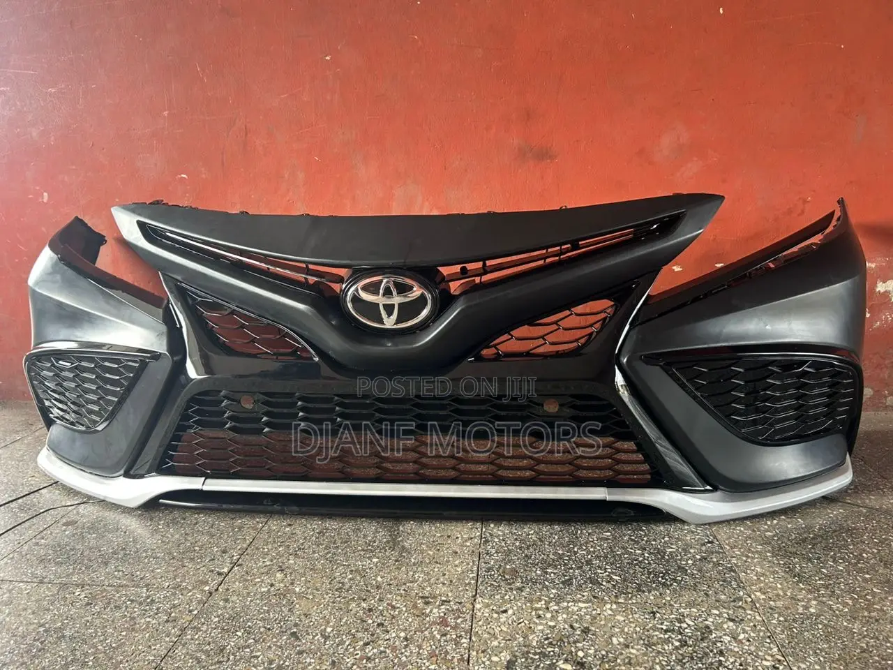 Toyota Camry 22 Front Bumper Complete(Se)