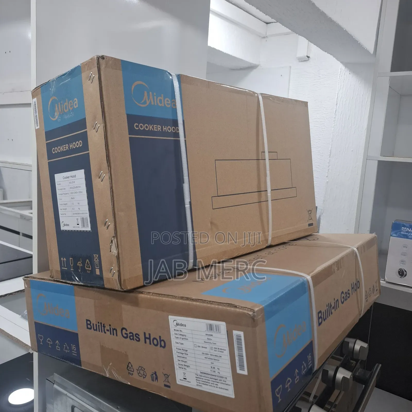 2 Sets 60cm Extractor and 60cm Cooker 4 Burner Both Midea New