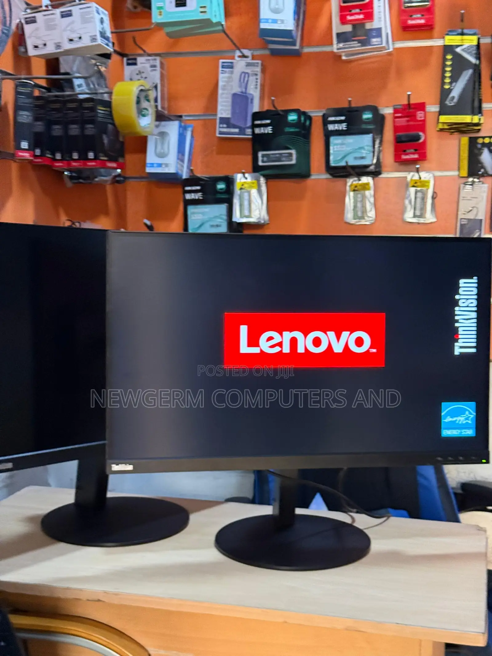Lenovo Thinkvision 27" 2560x1440 Type-C Class a Monitor