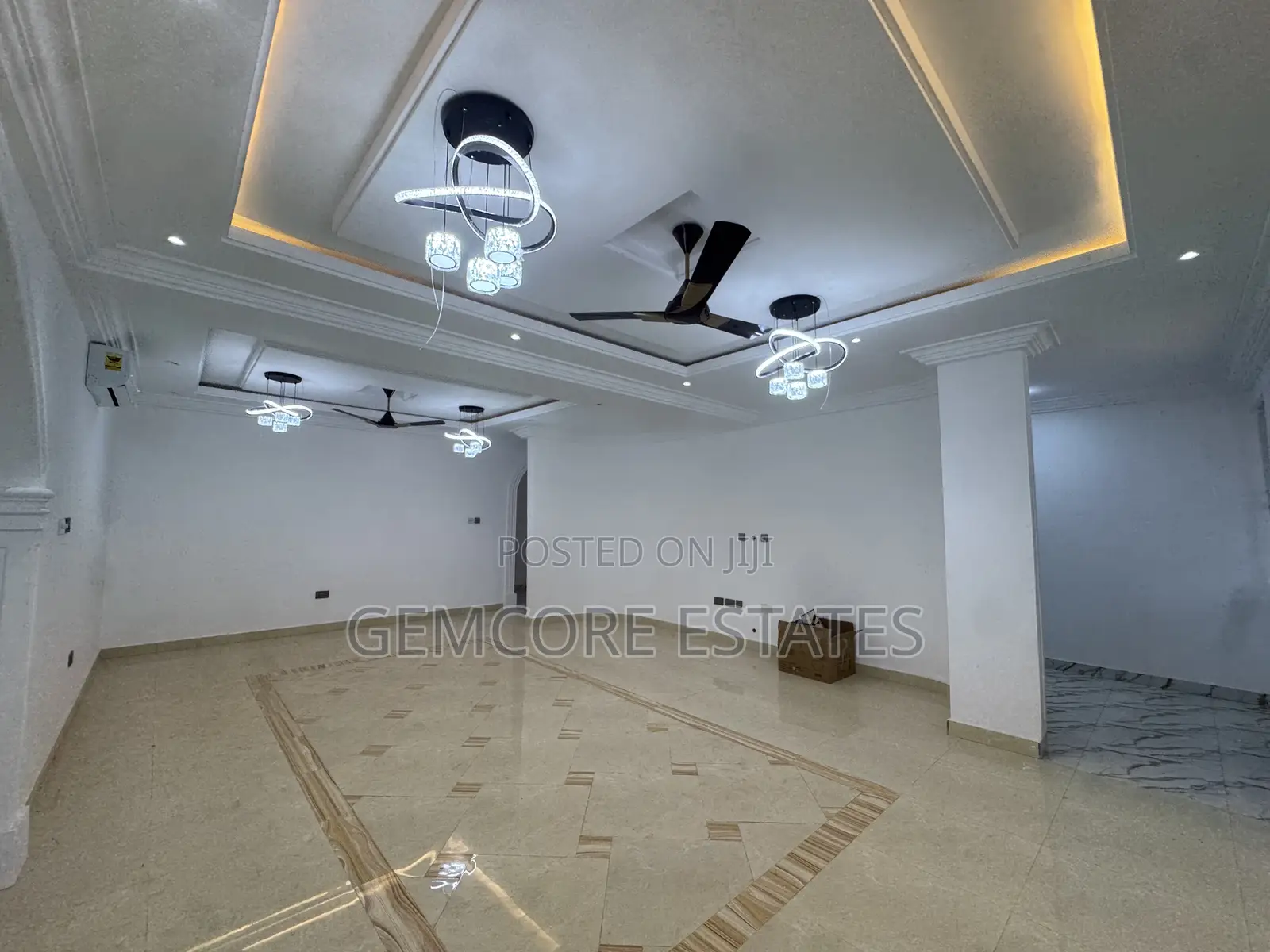 5bdrm House in School Junction, Adjiriganor for rent