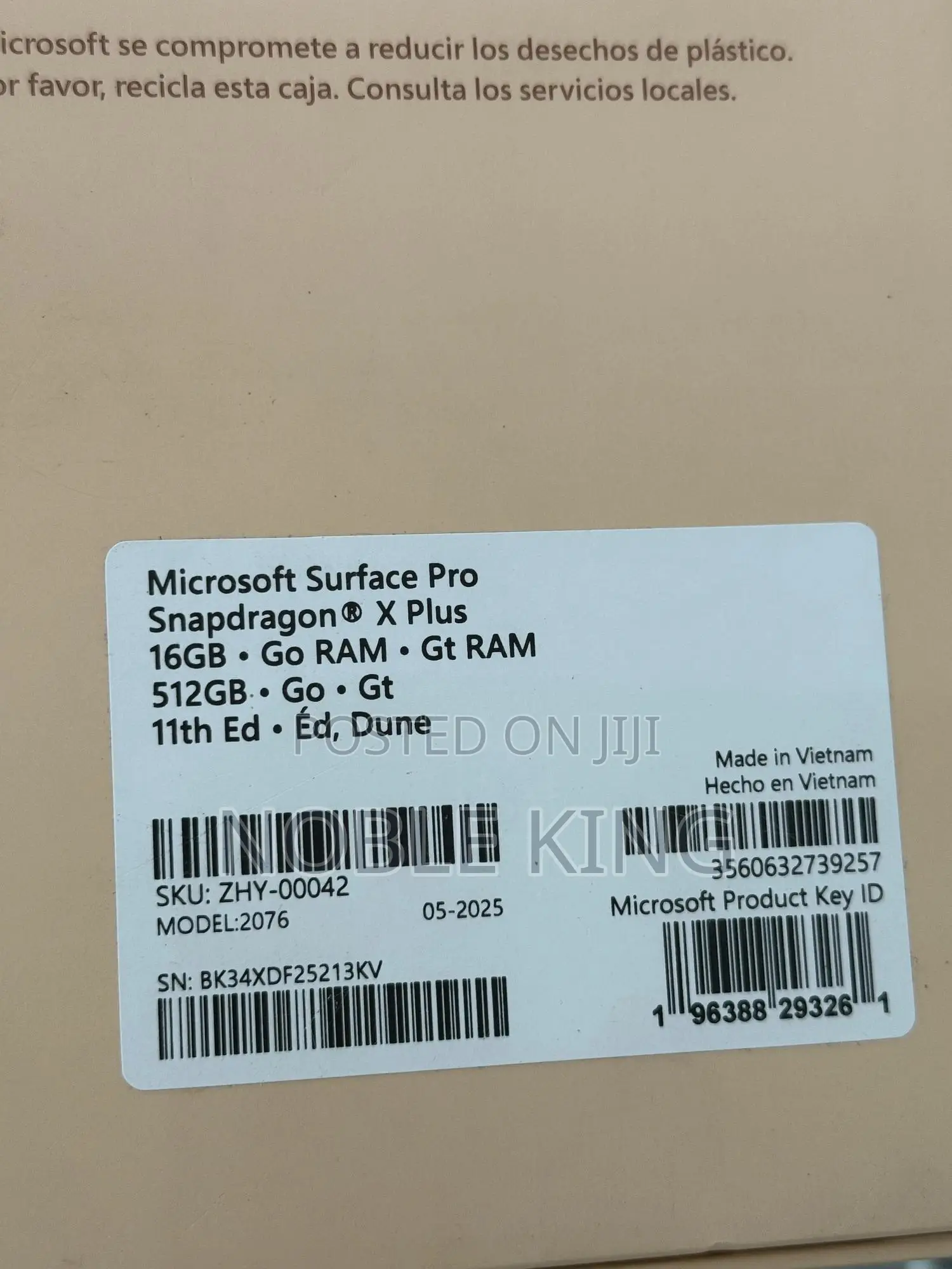 New Microsoft Surface Pro 11th Edition, a Copilot+ PC 16GB SSD 512GB