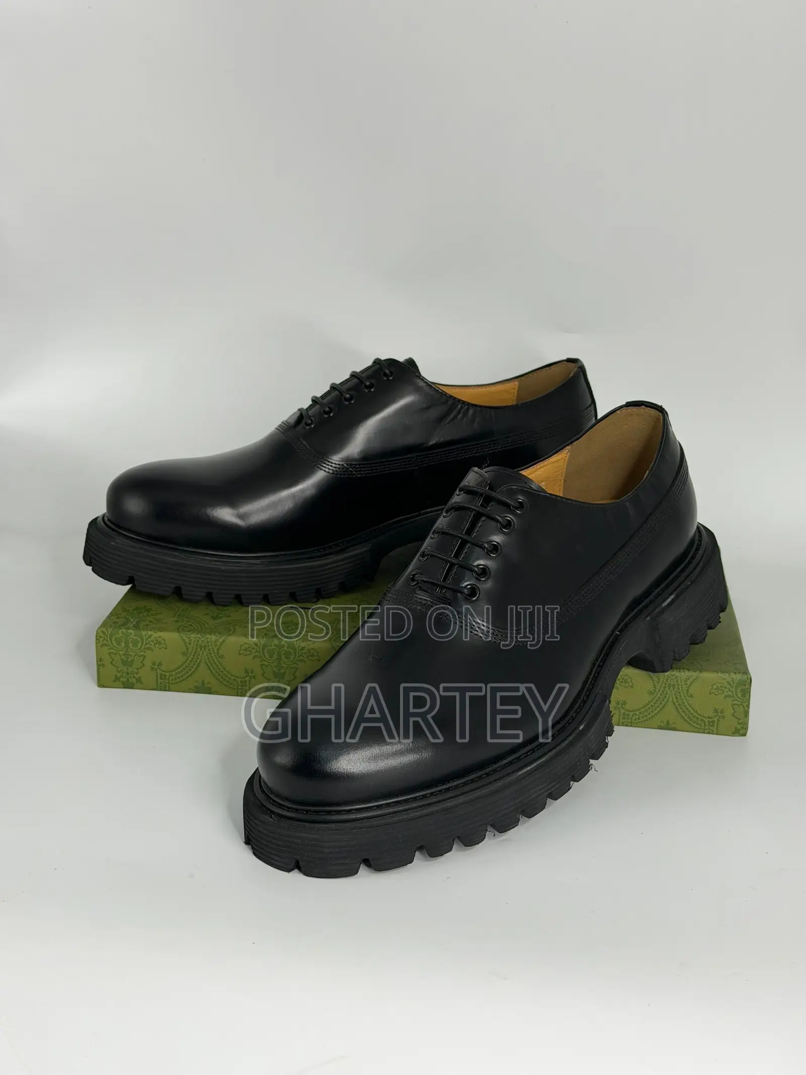 Modern Black Leather Derby Shoes With Chunky Sole