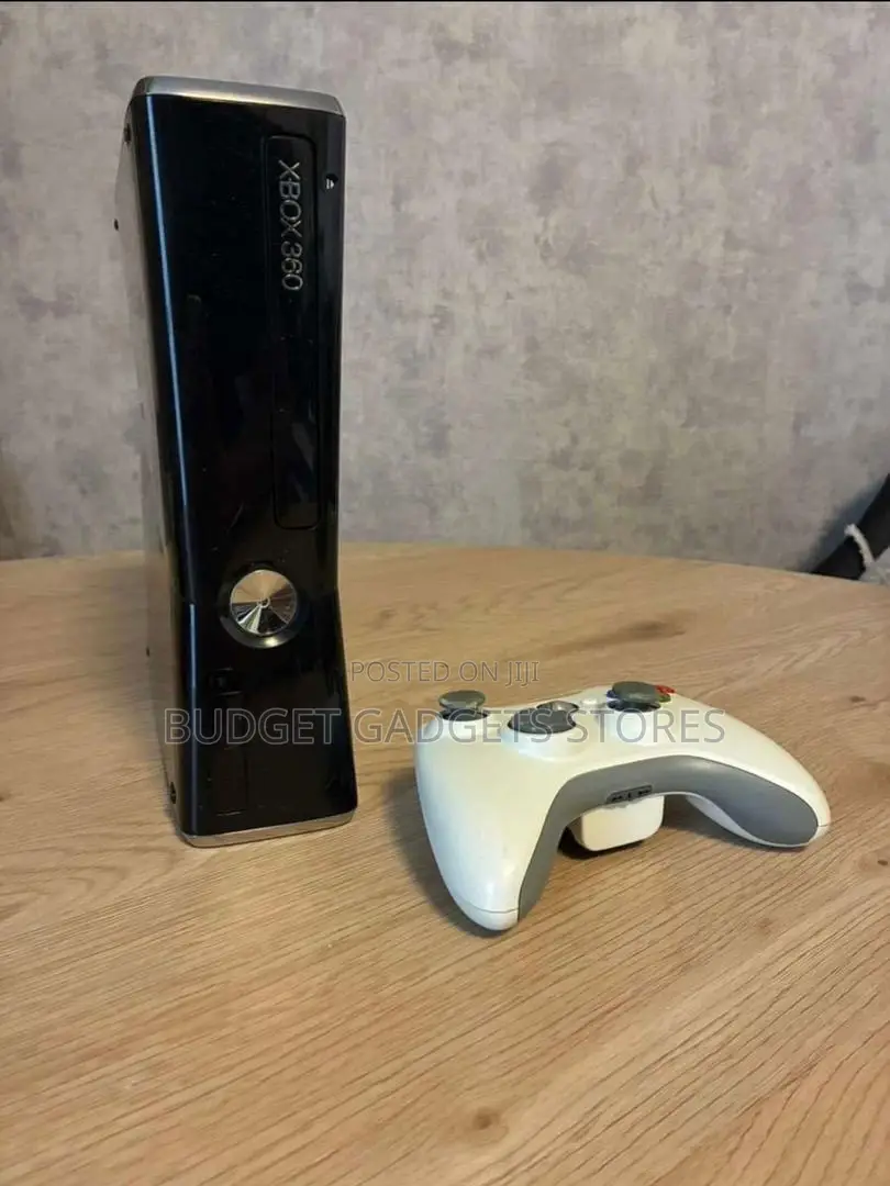 Xbox 360 Game Console