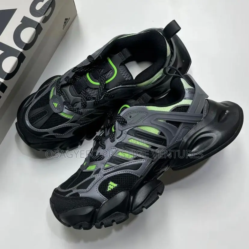 High Quality Adidas Sneakers Black