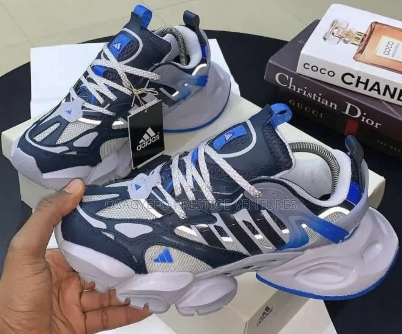 High Quality Adidas Sneakers Blue/White