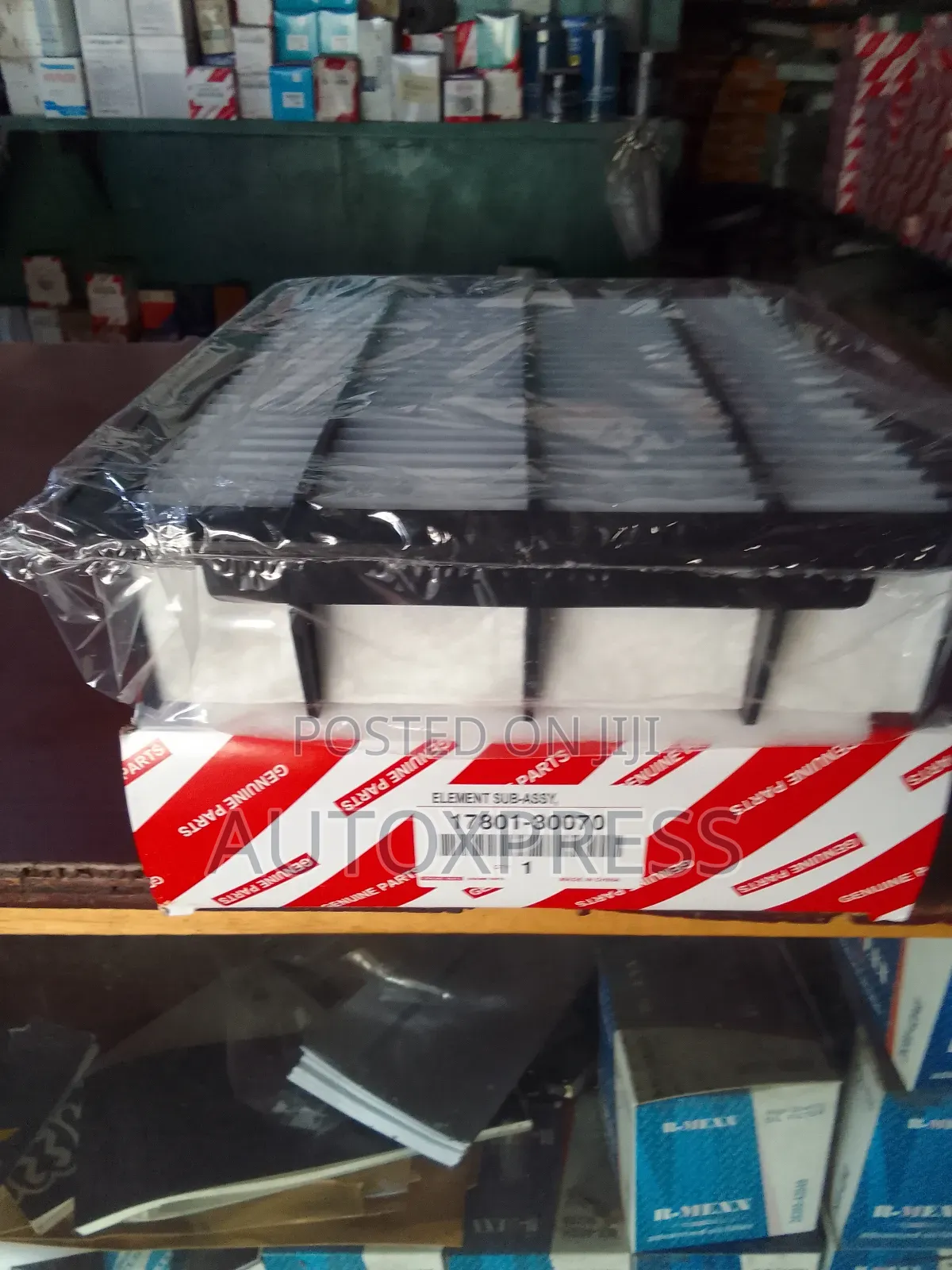 17801-30070 Toyota Air Filter