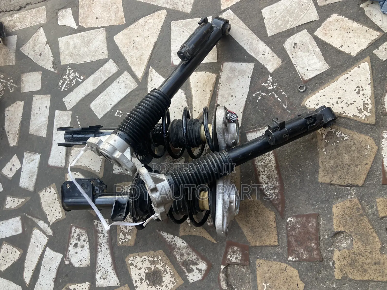 Mercedes Benz E350 4matic Front and Back Shocks