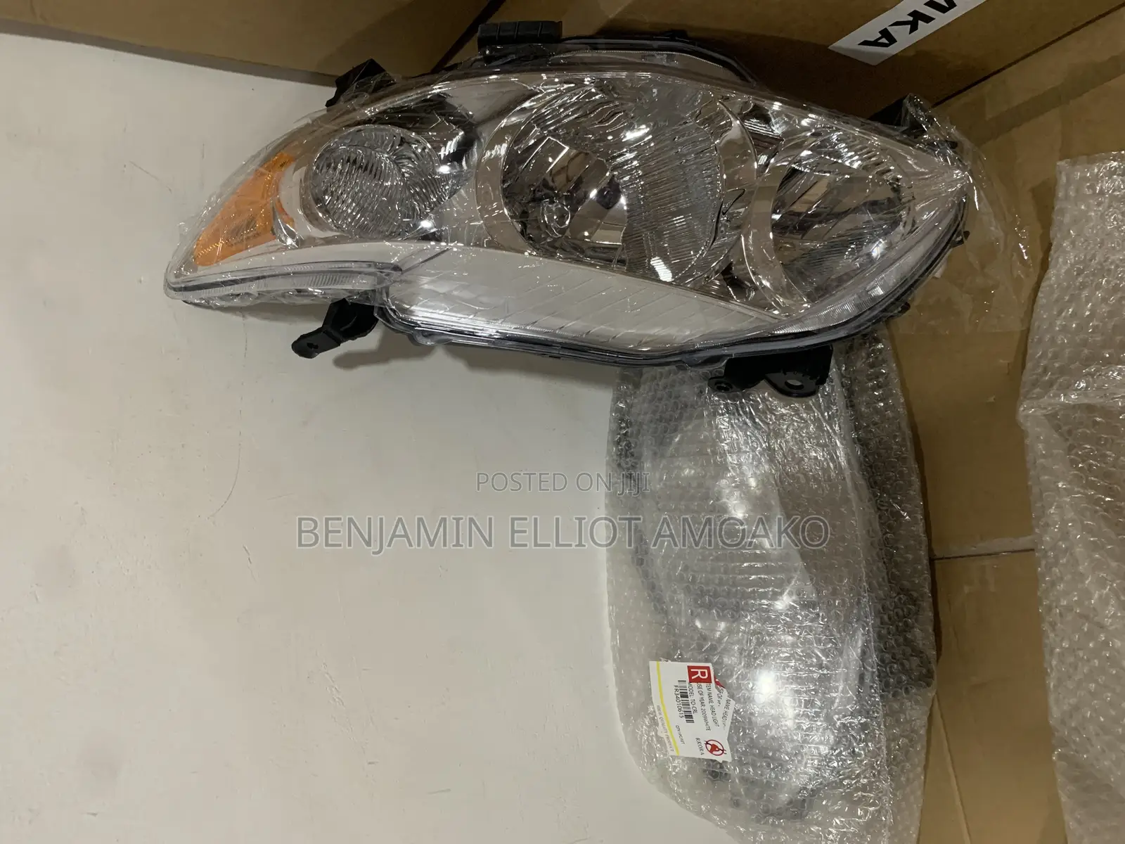 Toyota Corolla 2009-2010 Headlights ( Le and Sports)
